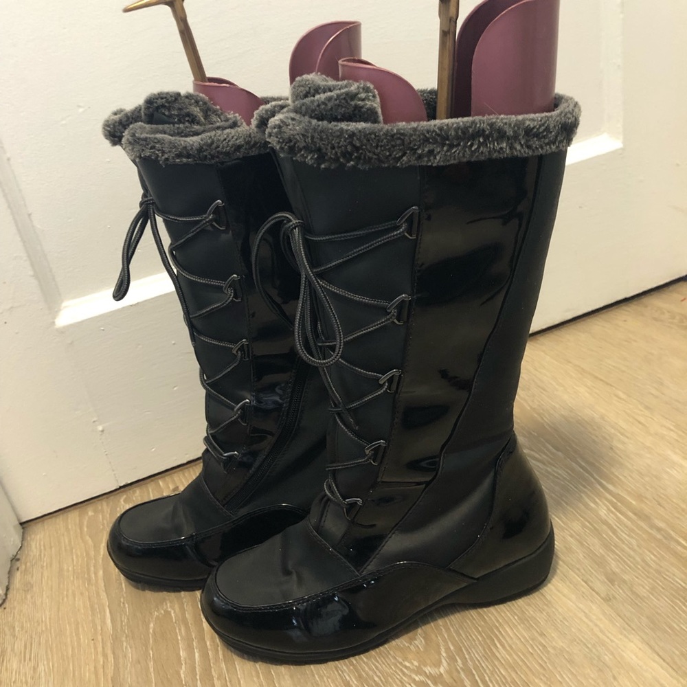 Sporto winter snow boots size 8.